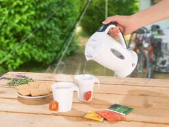 PEARL Mini Wasserkocher:Reise-Wasserkocher Mit 2 Bechern, 110/230 Volt, 650 Watt, 500 Ml 7 PEARL Mini Wasserkocher:Reise-Wasserkocher Mit 2 Bechern, 110/230 Volt, 650 Watt, 500 Ml -Rosenstein & Söhne Shop nx3421 1
