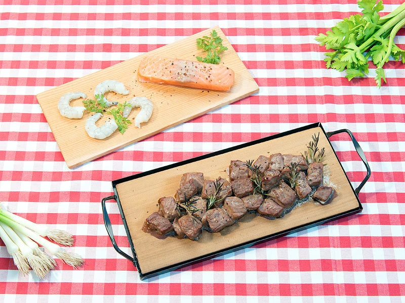 Rosenstein & Söhne Zedernholzbrett:2 Zedernholz-Grillbretter Für Holzkohle- & Gasgrills, Mit Metallrahmen 5 Rosenstein & Söhne Zedernholzbrett:2 Zedernholz-Grillbretter Für Holzkohle- & Gasgrills, Mit Metallrahmen – Bild 5