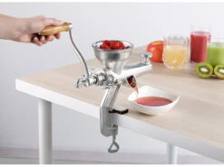 Rosenstein & Söhne Obstpresse:Profi Saft- & Beerenpresse, Schraubzwinge Zur Tischmontage, Gusseisen 13 Rosenstein & Söhne Obstpresse:Profi Saft- & Beerenpresse, Schraubzwinge Zur Tischmontage, Gusseisen -Rosenstein & Söhne Shop zx8201 4